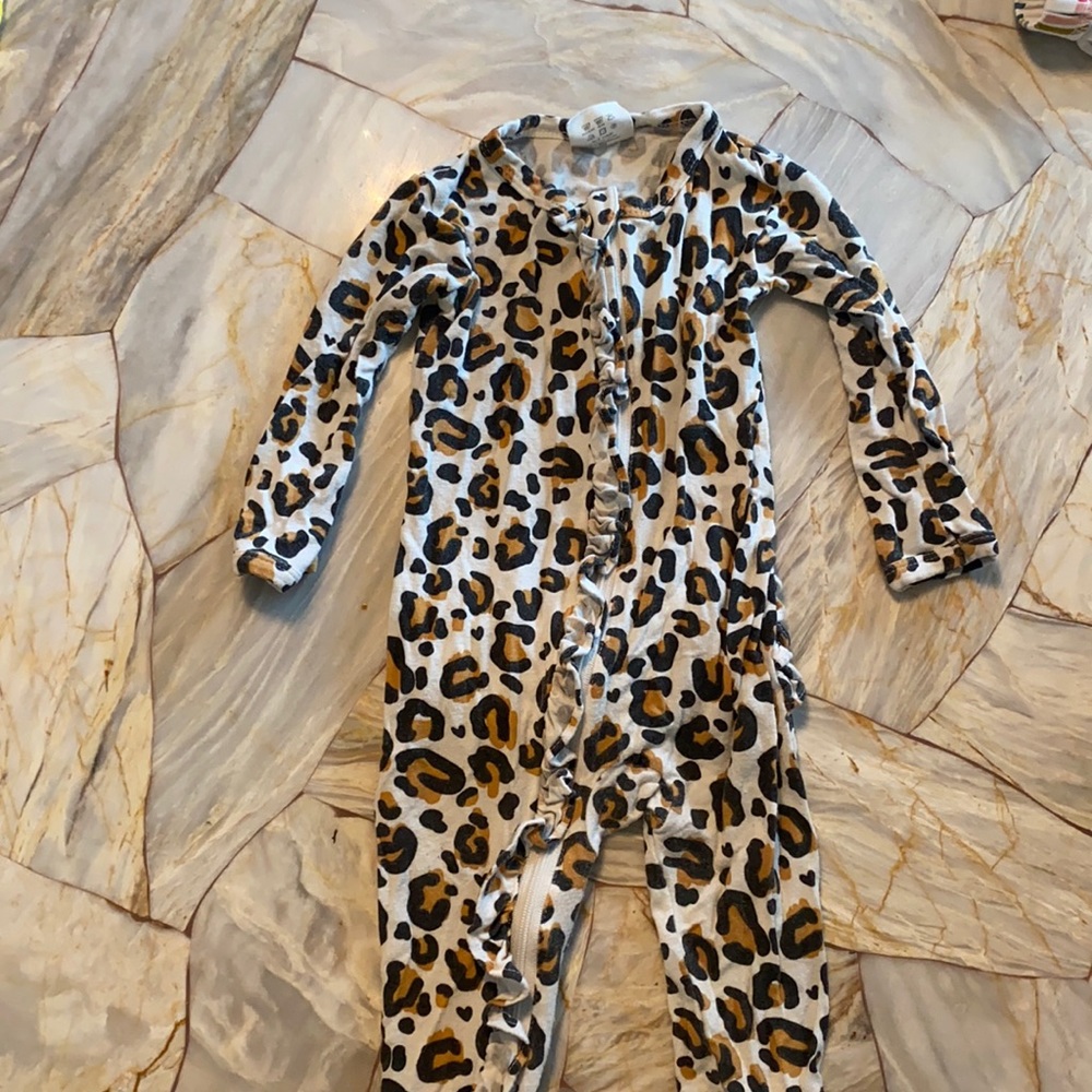 Spearmint sleeper 3-6 months